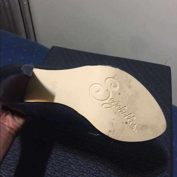 Beautiful shoes. - Picture 4 of 6